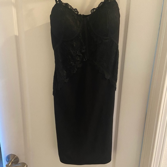 🆕WT! Nordstrom’s Haute Mode Lil Black Dress - full Cup support - Picture 7 of 10